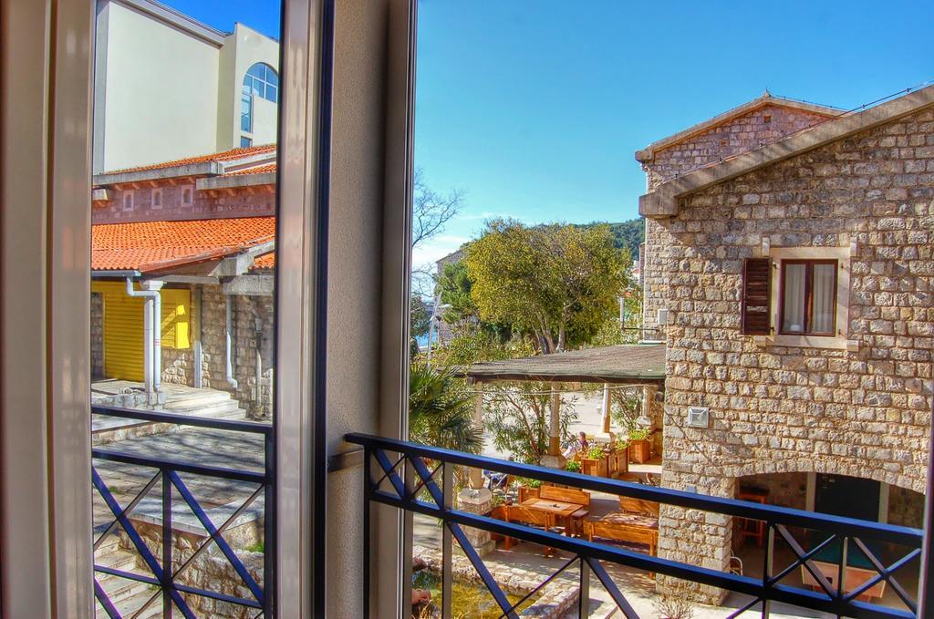 Vasiliki Seaside Apartments Petrovac Kültér fotó